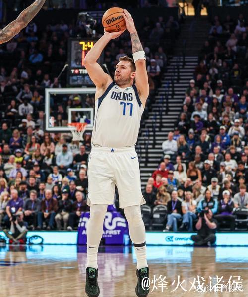 东契奇37+7+9关键防守漏人 独行侠负爵士4连败